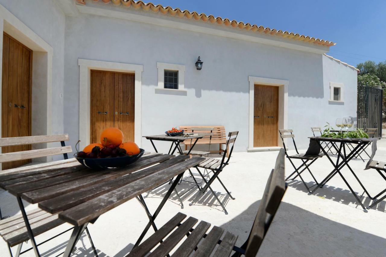 Jardinu Guest House Ното Екстериор снимка